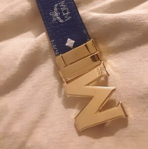 MCM blue reversible belt adjustable size